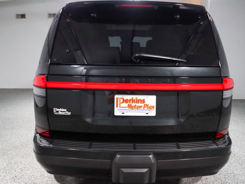 Used 2025 Lexus GX 550 w/ Accessory Package (Z1) image 8