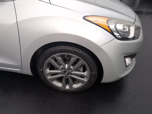 Used 2016 Hyundai Elantra GT w/ Option Group 02 FWD image 3