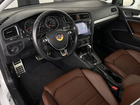 Used 2019 Volkswagen Golf Alltrack SEL image 12