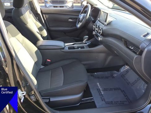 Used 2025 Nissan Sentra SV FWD image 33