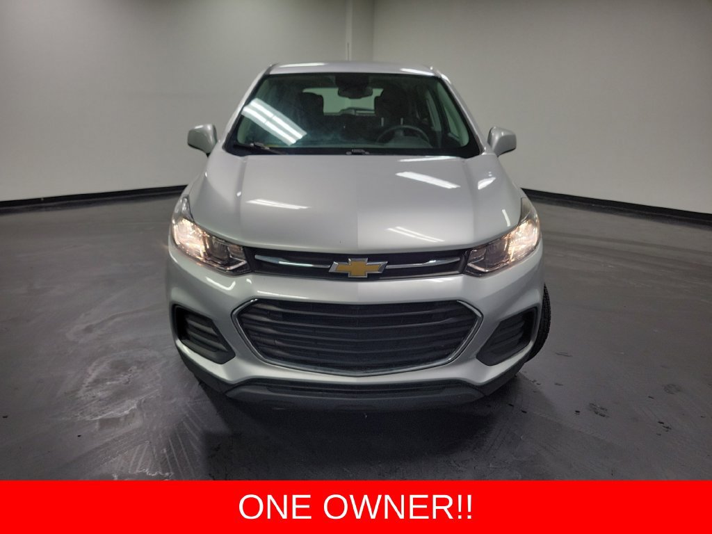 Used 2017 Chevrolet Trax LS AWD/4WD image 2