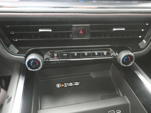 Used 2025 Chevrolet Tahoe RST w/ Comfort Package RWD image 29