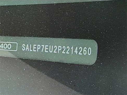 Certified 2023 Land Rover Defender 110 SE image 34