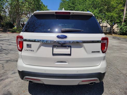 Used 2016 Ford Explorer Limited image 6