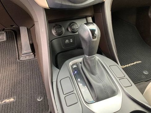 Used 2017 Hyundai Santa Fe Sport AWD/4WD image 31