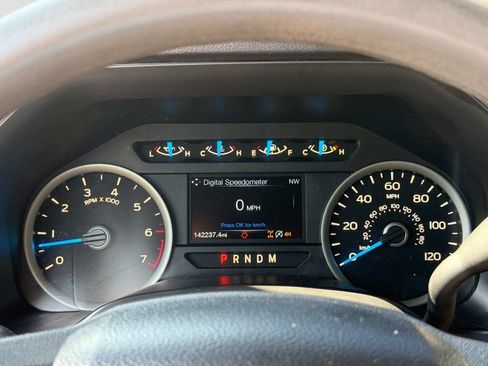Used 2017 Ford F150 XLT w/ Trailer Tow Package AWD/4WD image 27