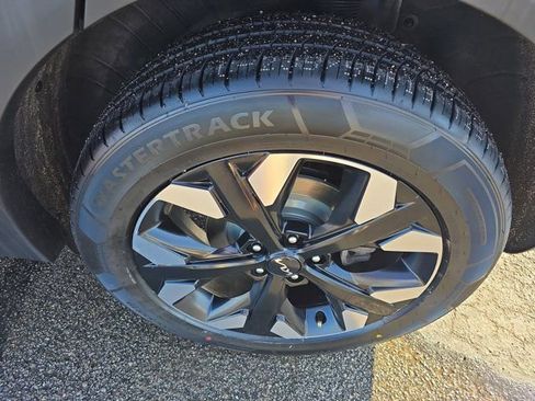 Used 2023 Kia Sportage X-Line w/ X-Line Premium Package image 11