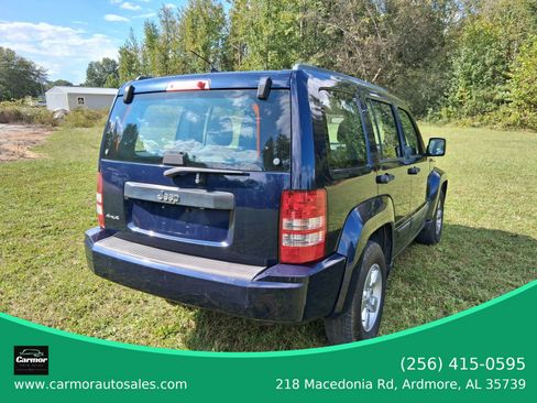 Used 2012 Jeep Liberty Sport image 3
