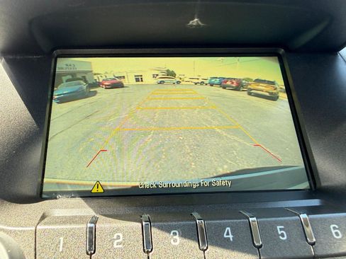 Used 2017 Chevrolet Equinox LT w/ Convenience Package FWD image 47