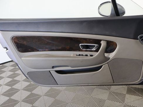 Used 2005 Bentley Continental GT image 11