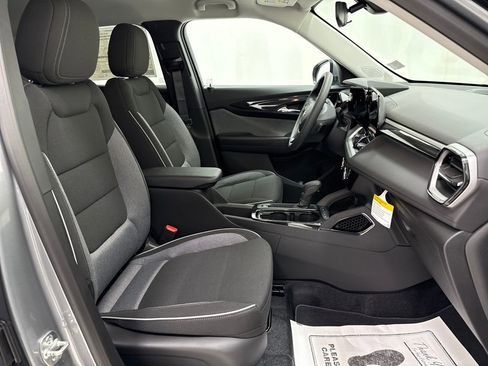 New 2026 Chevrolet TrailBlazer LT image 9
