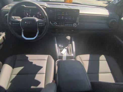 Used 2025 Chevrolet Colorado Trail Boss image 29