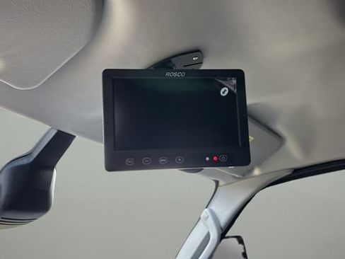 Used 2022 Ford E-450 and Econoline 450 Super Duty RWD image 30