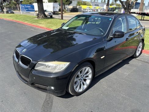 Used 2011 BMW 328i Sedan RWD image 6
