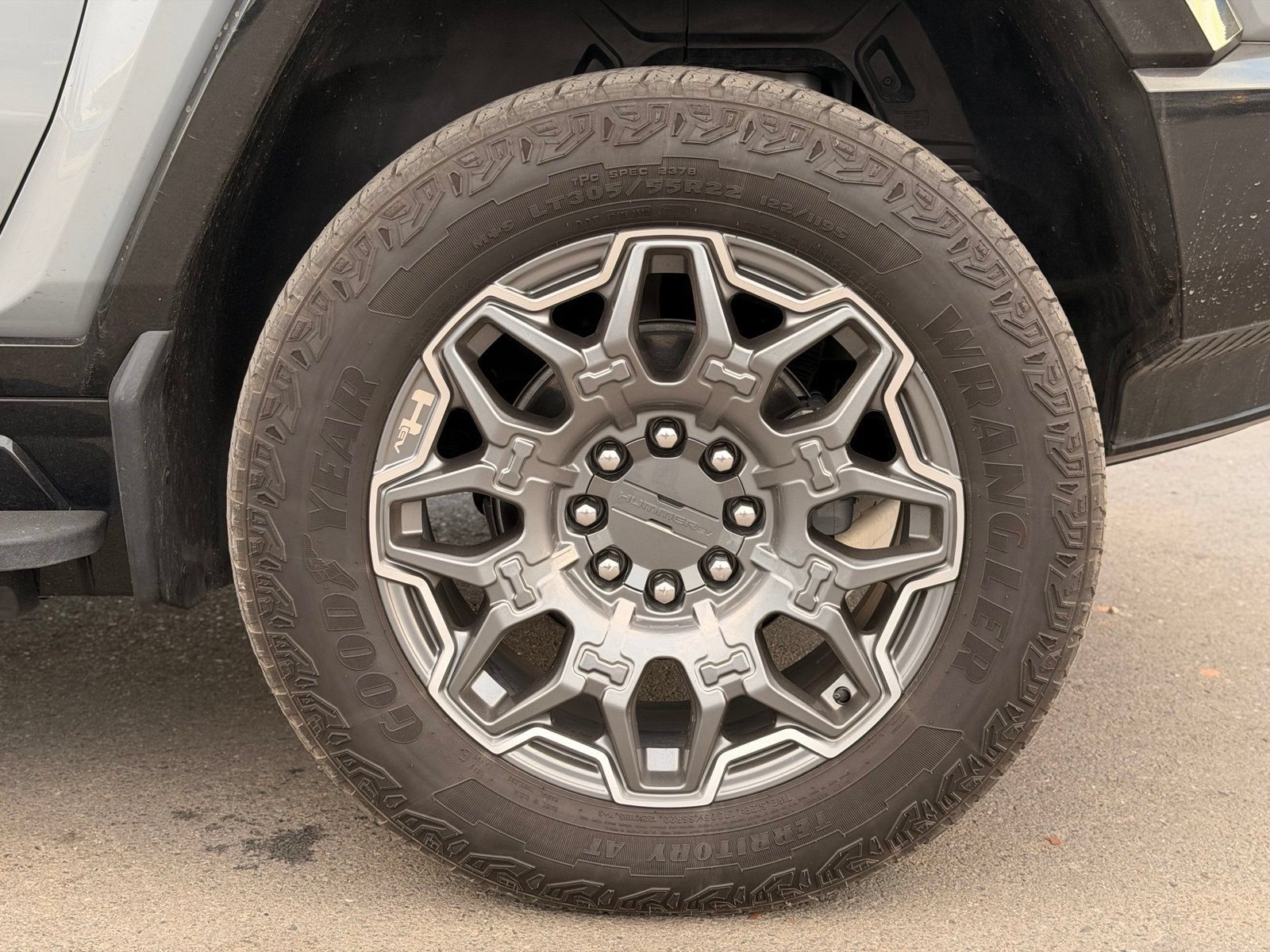 Used 2024 GMC Hummer EV 3X AWD/4WD image 18