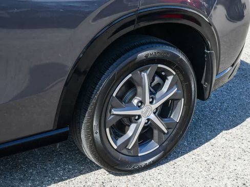 Used 2024 Honda HR-V EX-L image 11