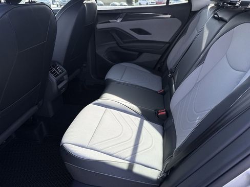 New 2026 Volkswagen Tiguan SE AWD/4WD image 25