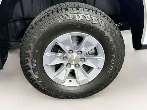 Used 2025 Chevrolet Silverado 1500 W/T w/ WT Value Package image 11