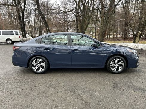 Certified 2025 Subaru Legacy Premium image 9