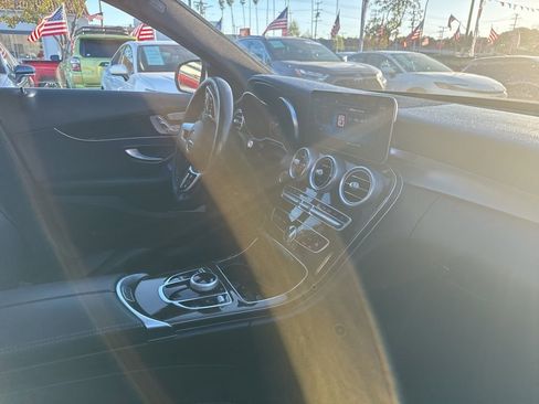 Used 2020 Mercedes-Benz C 300 Sedan image 12