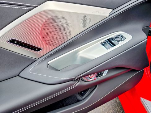 Used 2025 Chevrolet Corvette Stingray w/ Battery Protection Package image 28