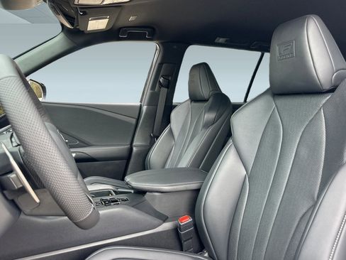 New 2026 Lexus TX 500h AWD image 15