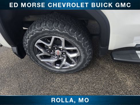 Used 2023 GMC Sierra 1500 SLT w/ SLT Premium Package image 12