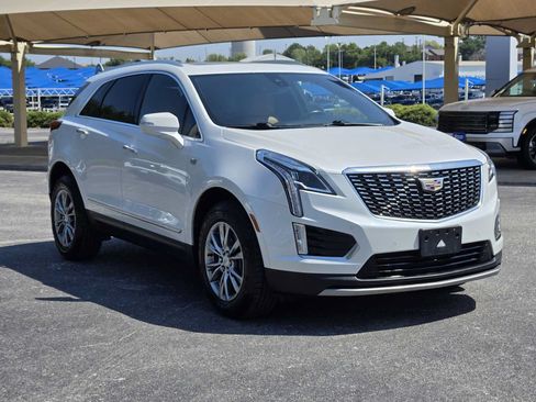 Certified 2021 Cadillac XT5 Premium Luxury w/ LPO, Floor Liner Package FWD image 3