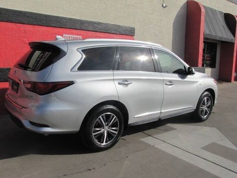 Used 2018 INFINITI QX60 Luxe w/ Premium Package AWD/4WD image 8