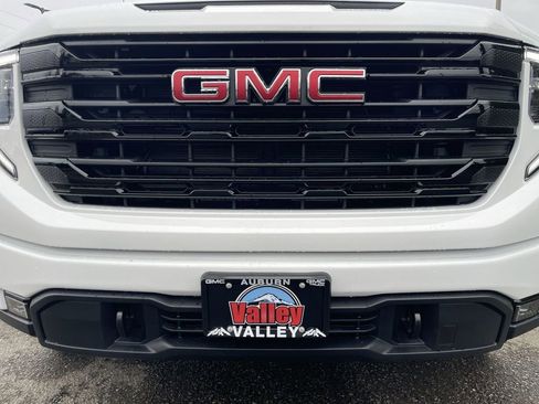 New 2026 GMC Sierra 1500 Elevation AWD/4WD image 30