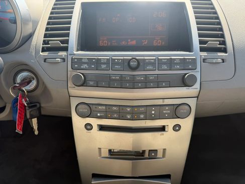 Used 2004 Nissan Maxima 3.5 SL w/ Driver Preferred Pkg FWD image 15
