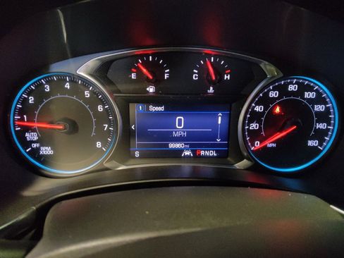 Used 2020 Chevrolet Equinox LT FWD image 23