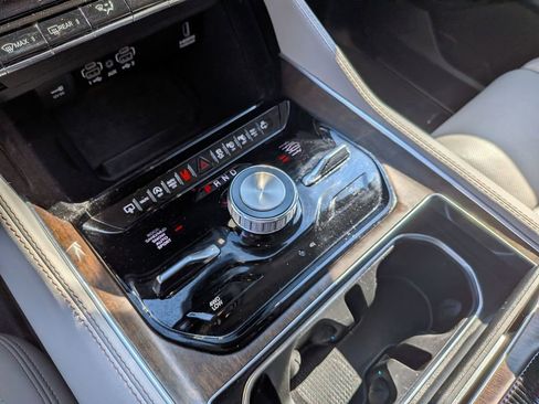 Used 2024 Jeep Grand Wagoneer Series I w/ Flexible Seating Group image 23