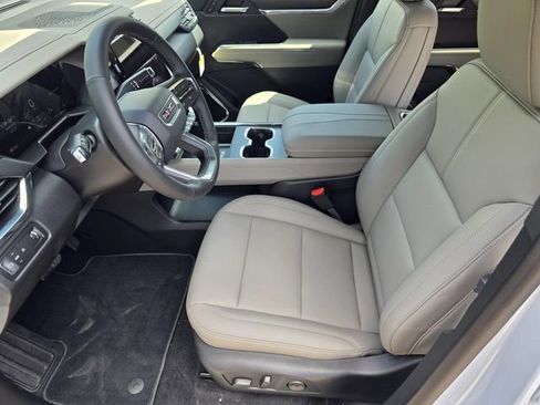 New 2026 GMC Acadia Elevation w/ Black Edition FWD image 21