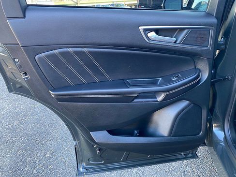 Certified 2022 Ford Edge ST w/ Equipment Group 401A image 32