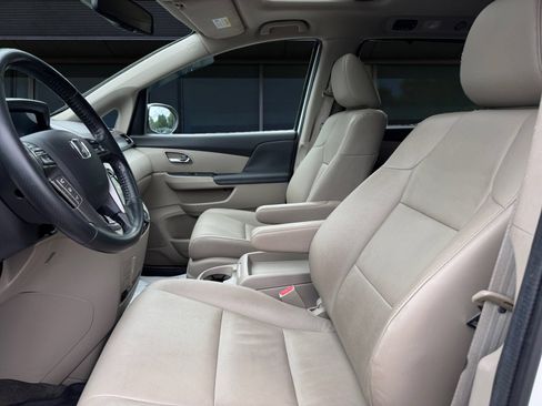 Used 2014 Honda Odyssey EX-L image 2
