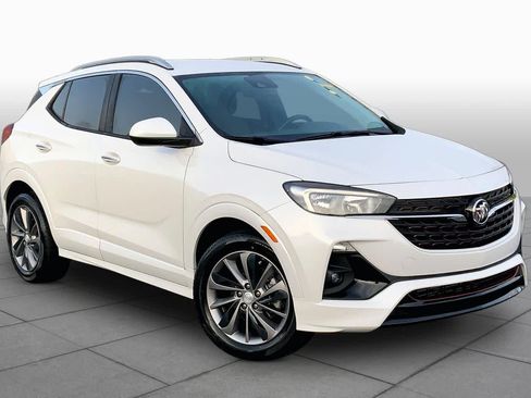 Used 2022 Buick Encore GX Select w/ Sport Touring Package FWD image 3