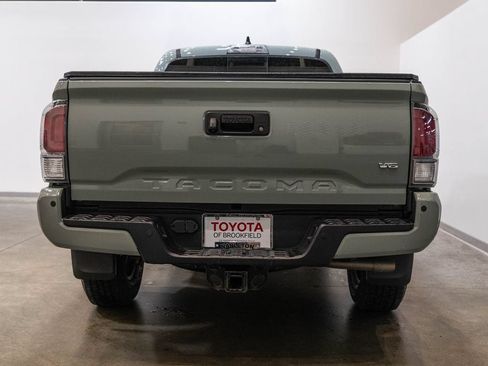 Certified 2023 Toyota Tacoma TRD Off-Road w/ TRD Premium Off Road Package AWD/4WD image 8