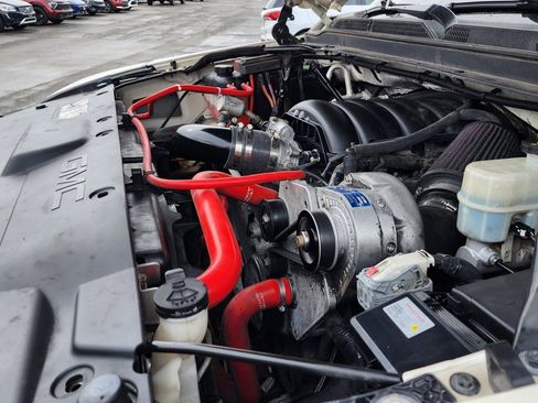 Used 2015 GMC Yukon XL SLT w/ Open Road Package image 26