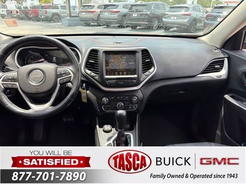 Used 2015 Jeep Cherokee Trailhawk w/ Leather Interior Group AWD/4WD image 15