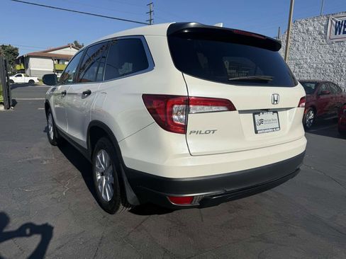 Used 2019 Honda Pilot LX image 2