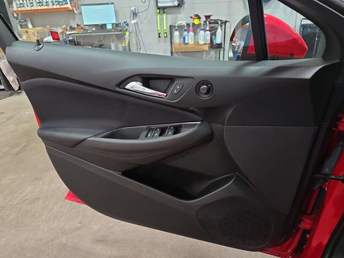 Certified 2019 Chevrolet Cruze LS FWD image 25