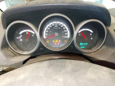 Used 2010 Dodge Grand Caravan SE FWD image 39