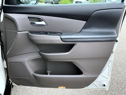 Used 2014 Honda Odyssey EX-L image 21