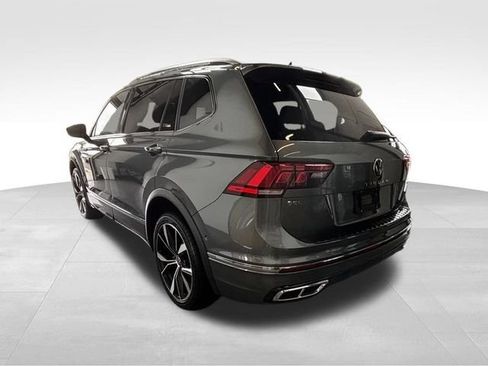 Certified 2022 Volkswagen Tiguan SEL R-Line AWD/4WD image 7