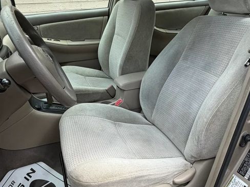 Used 2007 Toyota Corolla CE FWD image 11