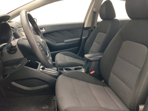 Used 2018 Kia Forte LX FWD image 17