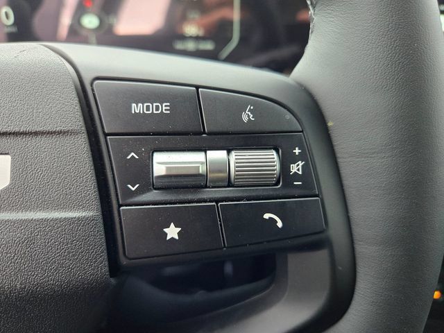 New 2026 Kia Sportage SX FWD image 9