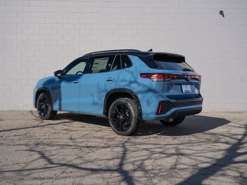 New 2026 Volkswagen Tiguan SE R-Line image 4