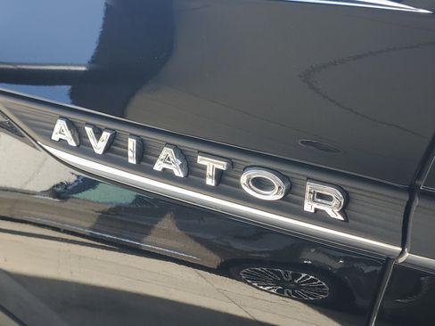 New 2026 Lincoln Aviator AWD image 6
